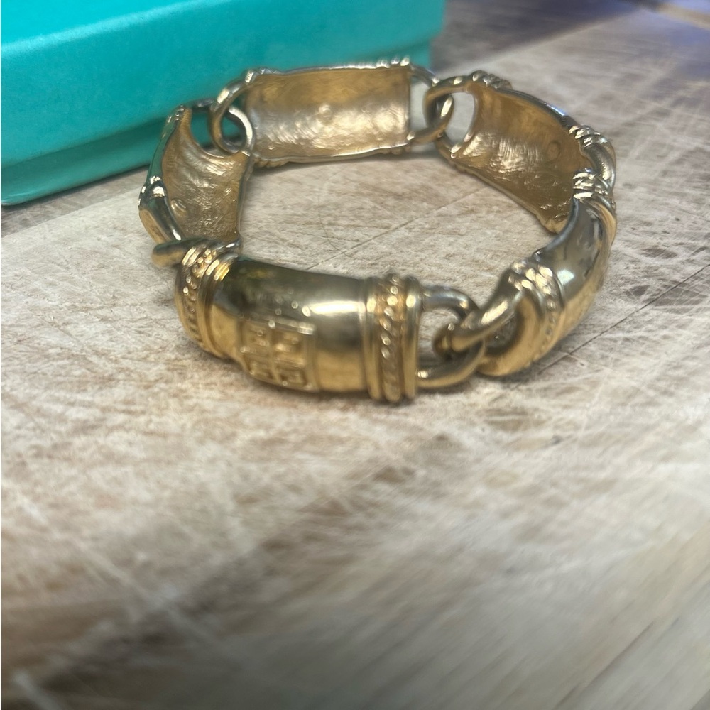 Givenchy Chic Gold-Toned Bracelet